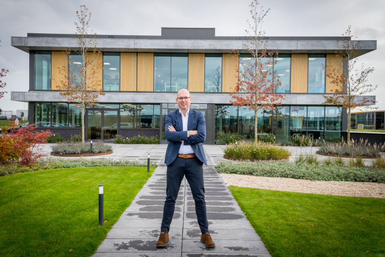 Bouwen met Van Leeuwen